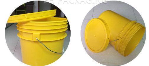 Bottes et seaux en plastique de 5 gallons pour les lubrifiants à base d'huile