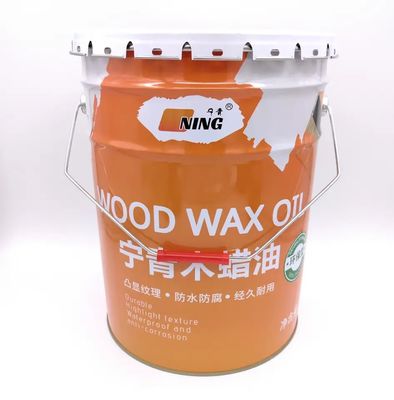 Un seau en acier à tête ouverte de 5 gallons avec un couvercle à boutons.