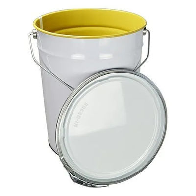 Bottes coniques de métal et d'étain de 5 à 25 litres